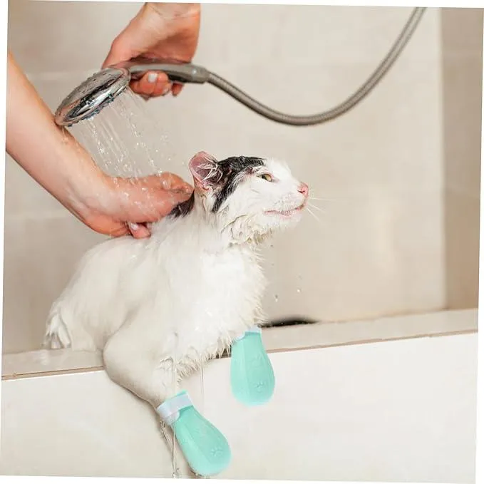 ABOOFAN 4 Pack Cat Booties Anti Scratch Cat Shoes for Kitten Adult Easy to Wear Covers Comfortable Material Bathing Cat Socks Adjustable Size