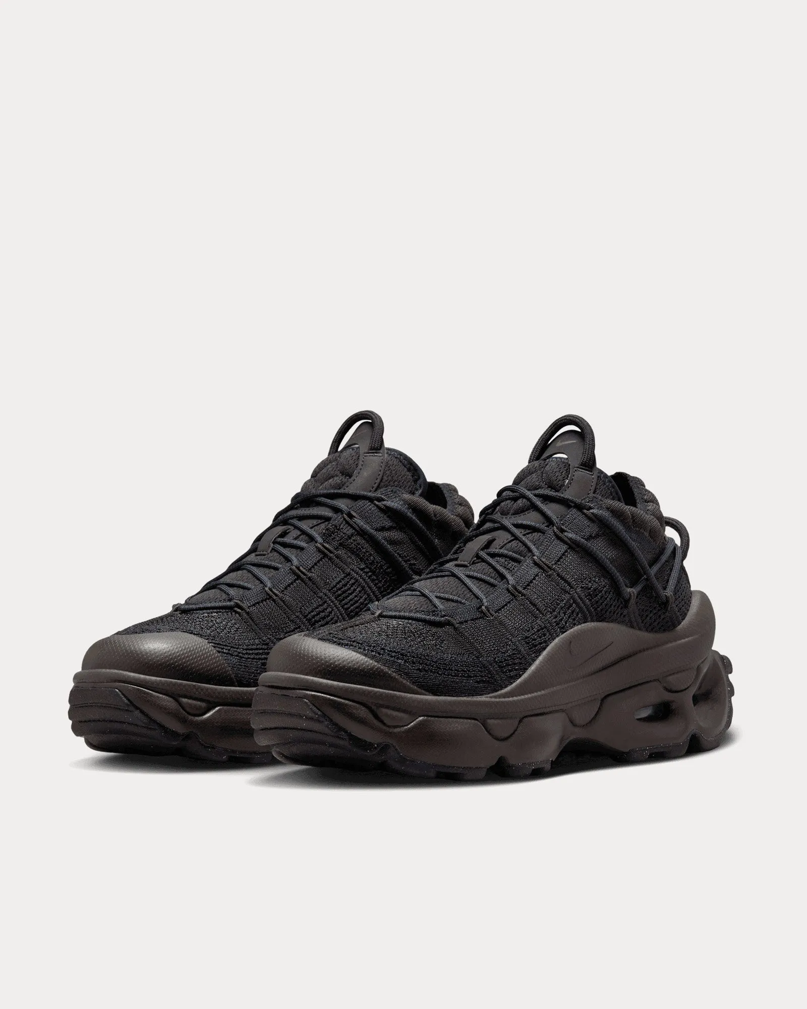 Air Max Flyknit Venture Black / Cacao Wow / Sequoia Low Top Sneakers