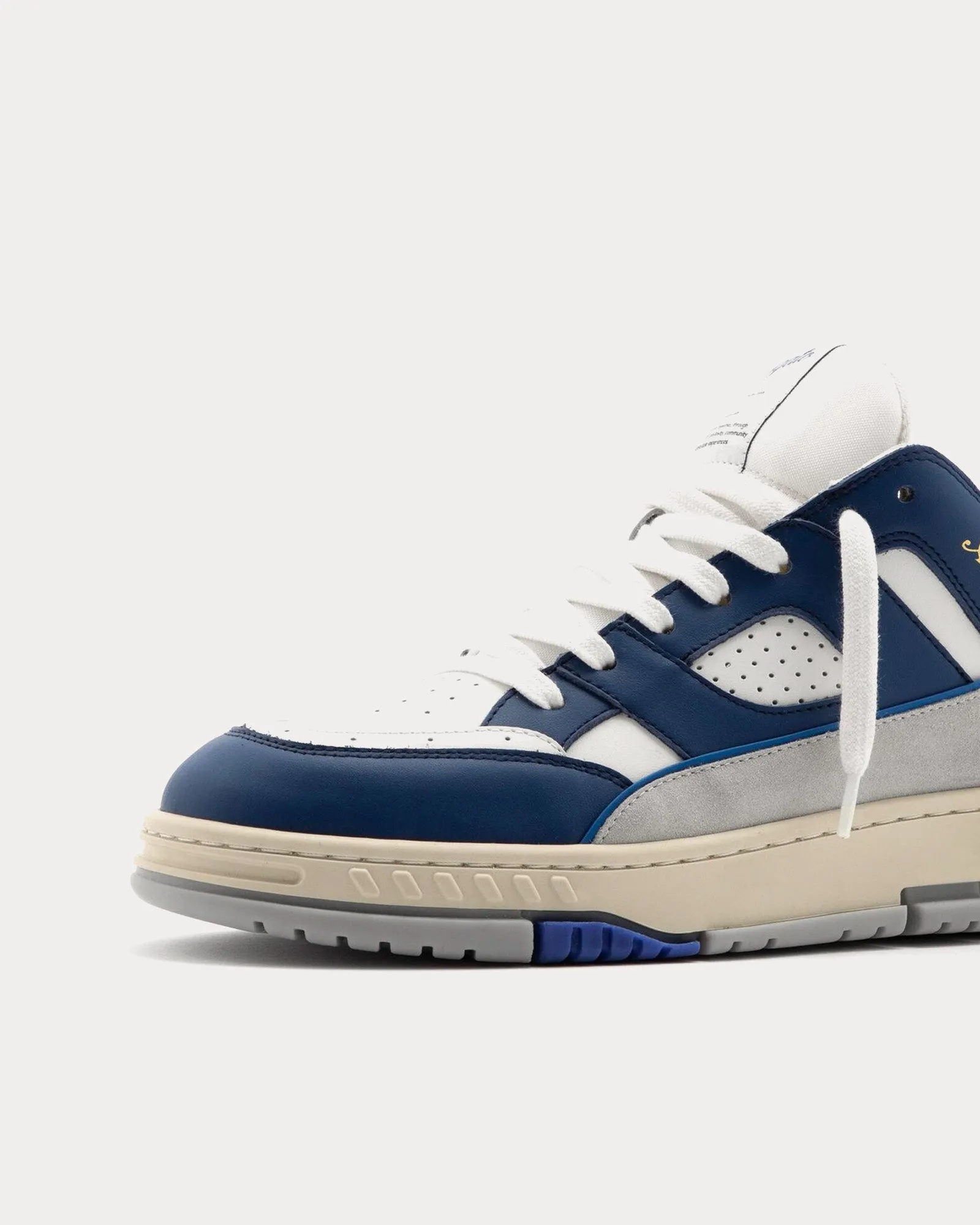 Area Lo Navy / White Low Top Sneakers