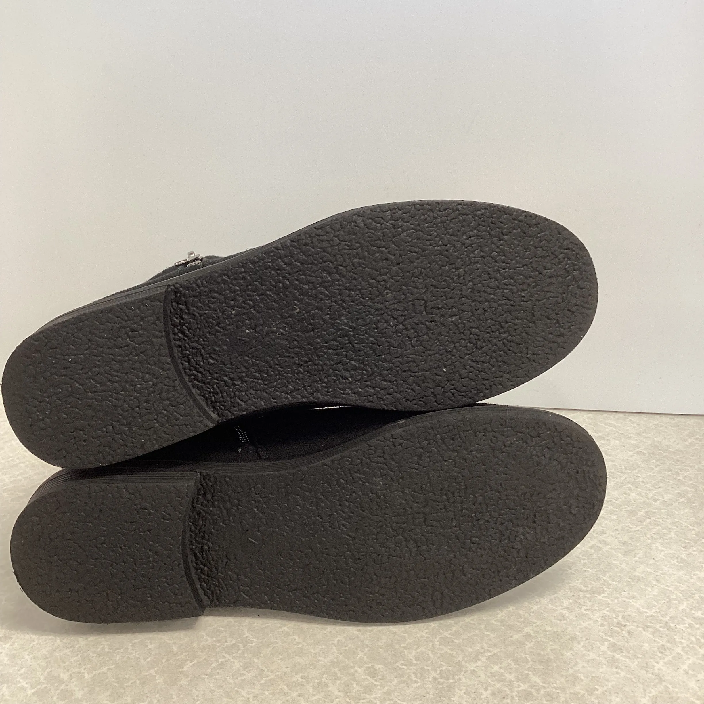 Black Boots Ankle Flats Athlefit , Size 6