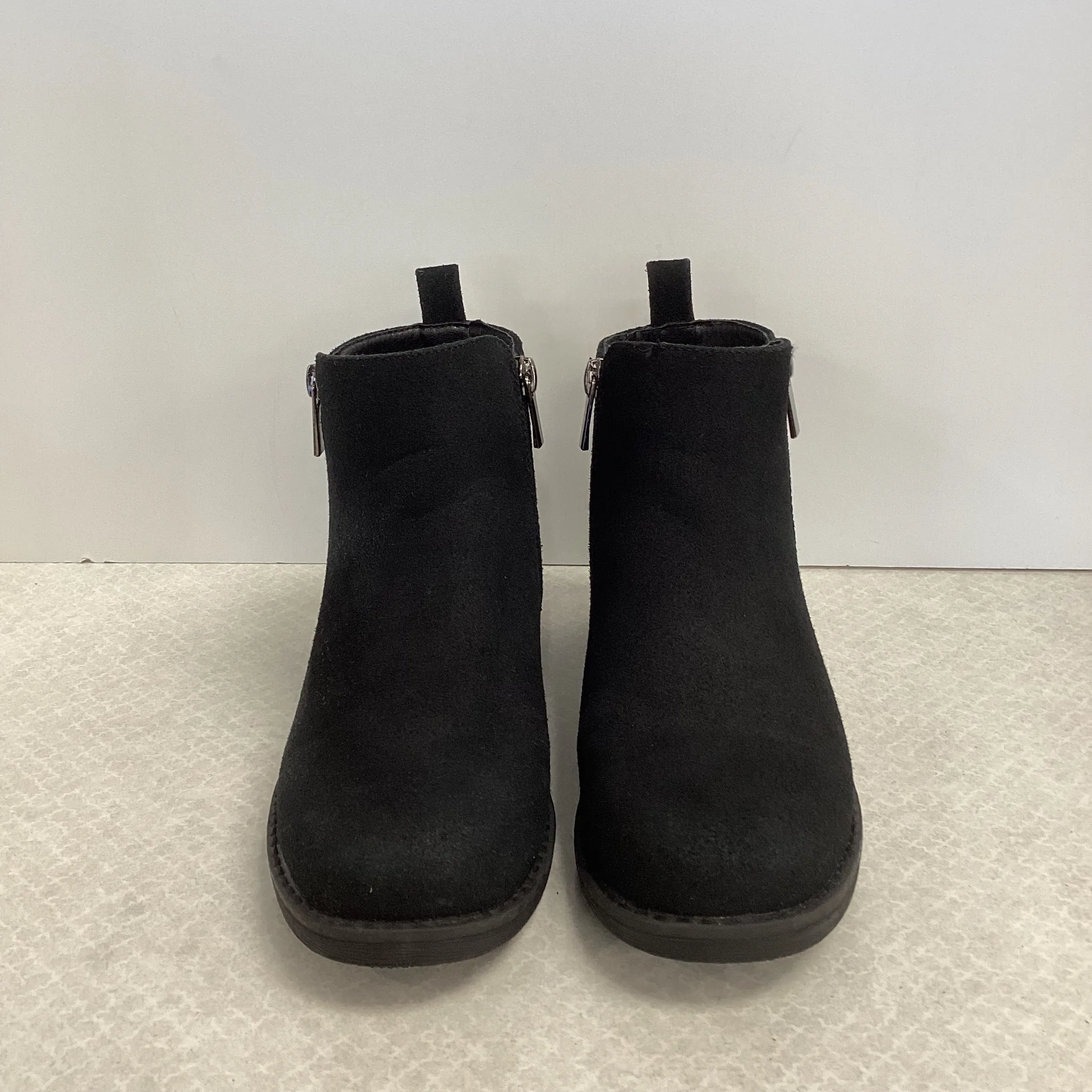 Black Boots Ankle Flats Athlefit , Size 6