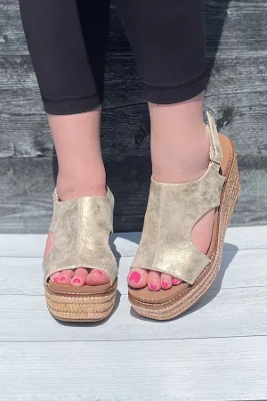 Corkys Freddie in Gold Washed Metallic
