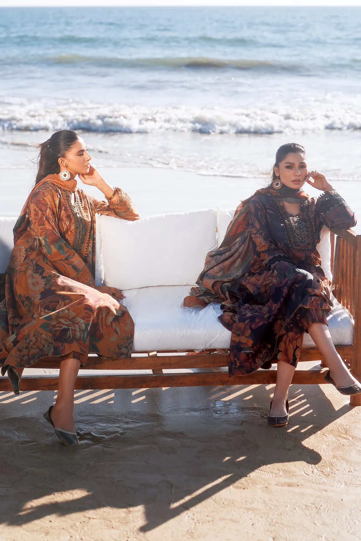 EMBROIDERED PRINTED LAWN UF-4083