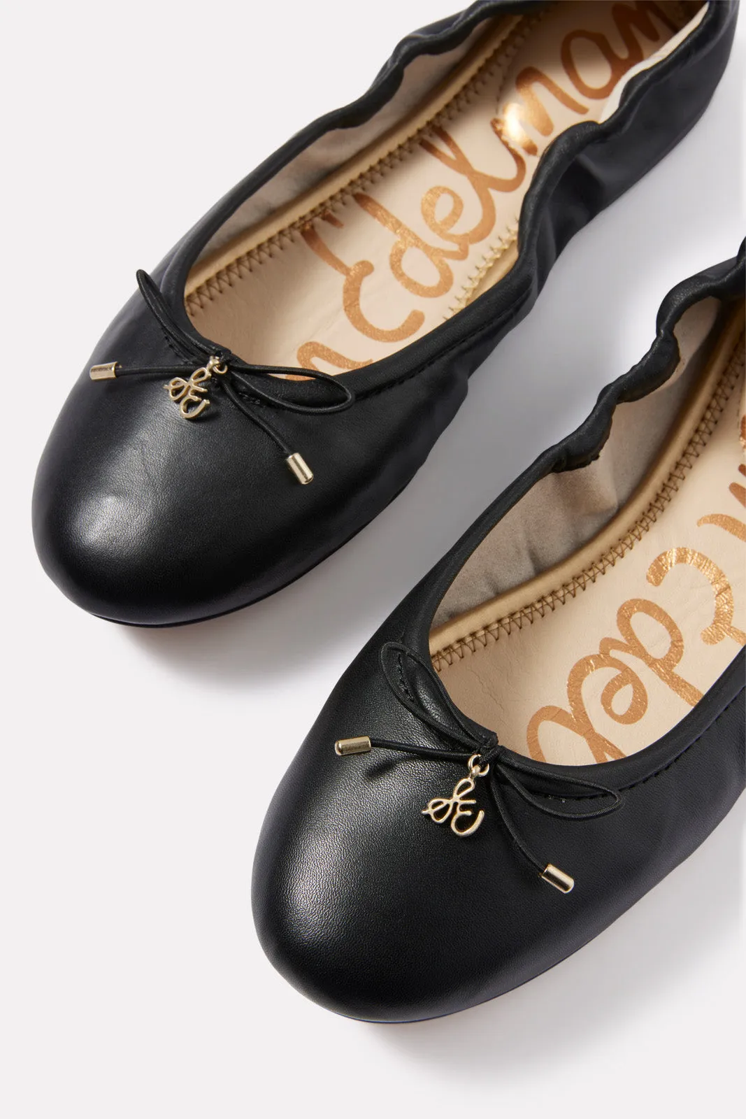 Felicia Flat