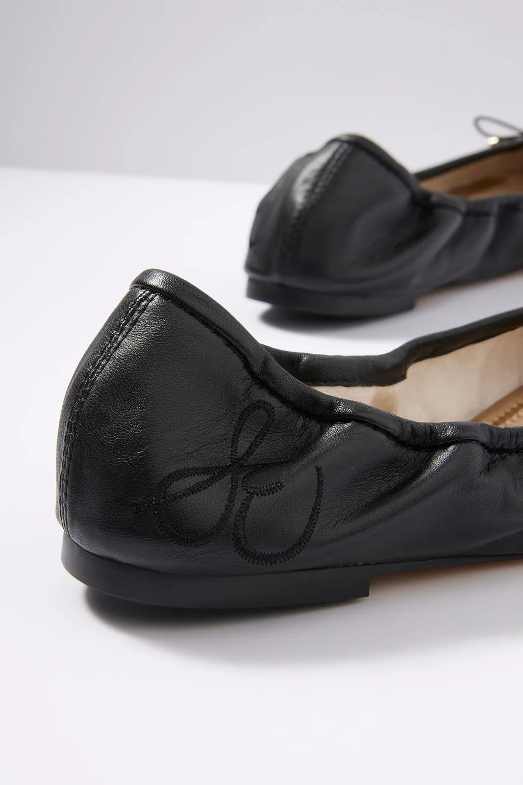 Felicia Flat