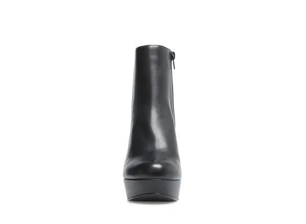 GRATIFY BLACK LEATHER