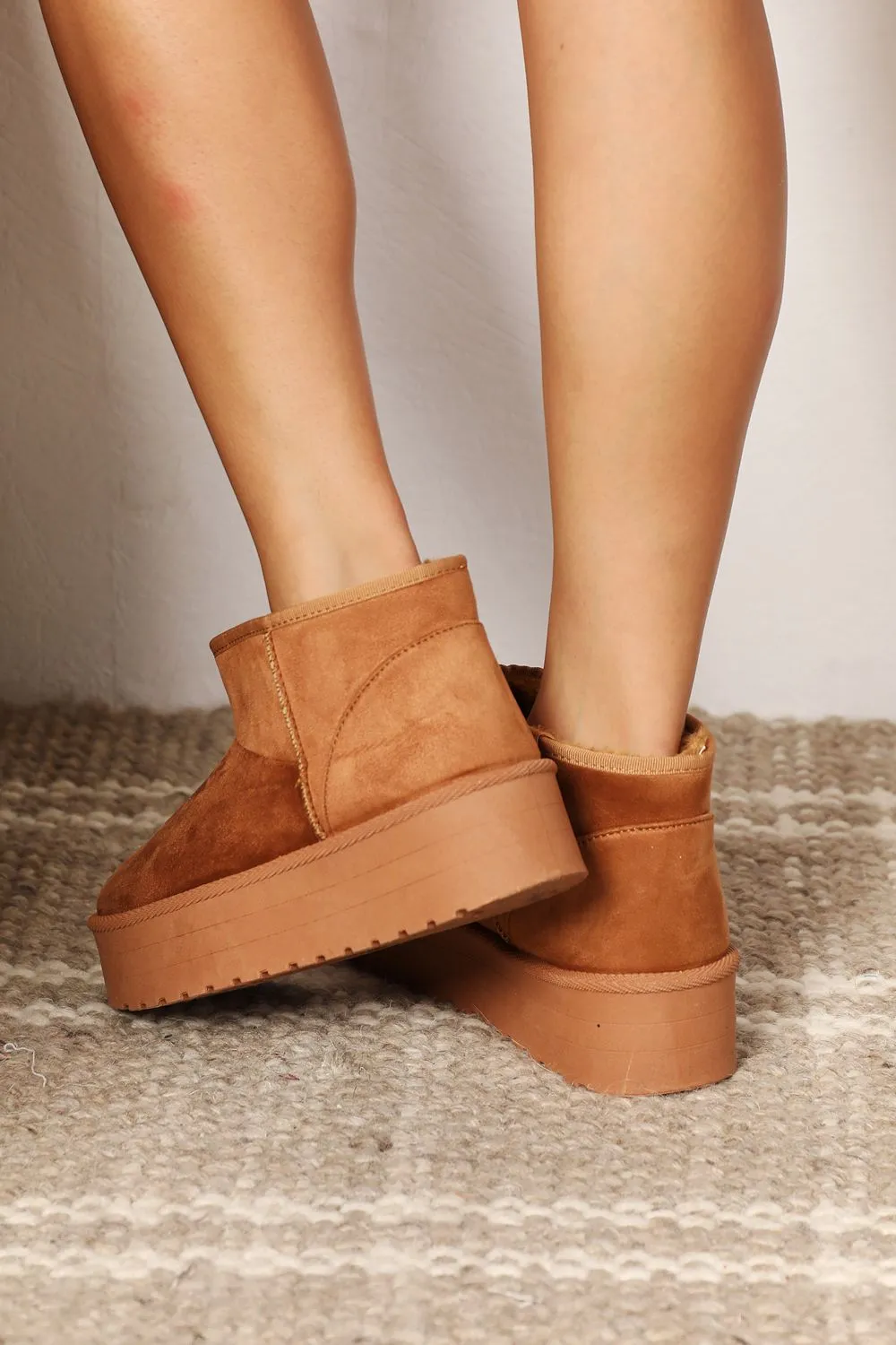Hugg it Fleece Lined Chunky Platform Mini Boots