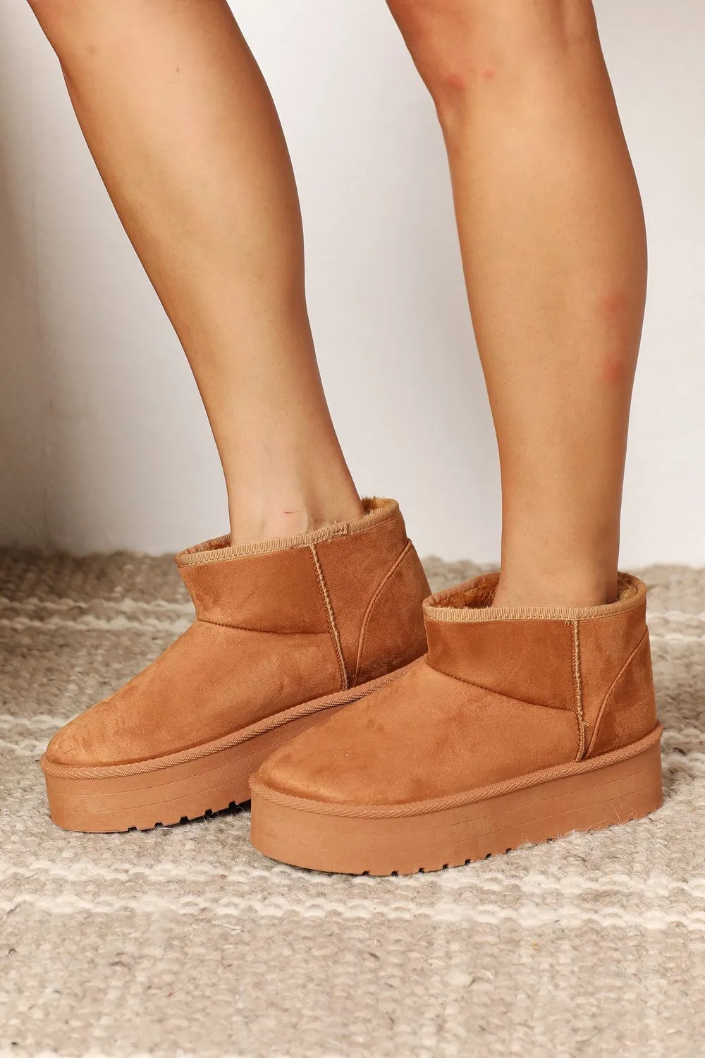 Hugg it Fleece Lined Chunky Platform Mini Boots