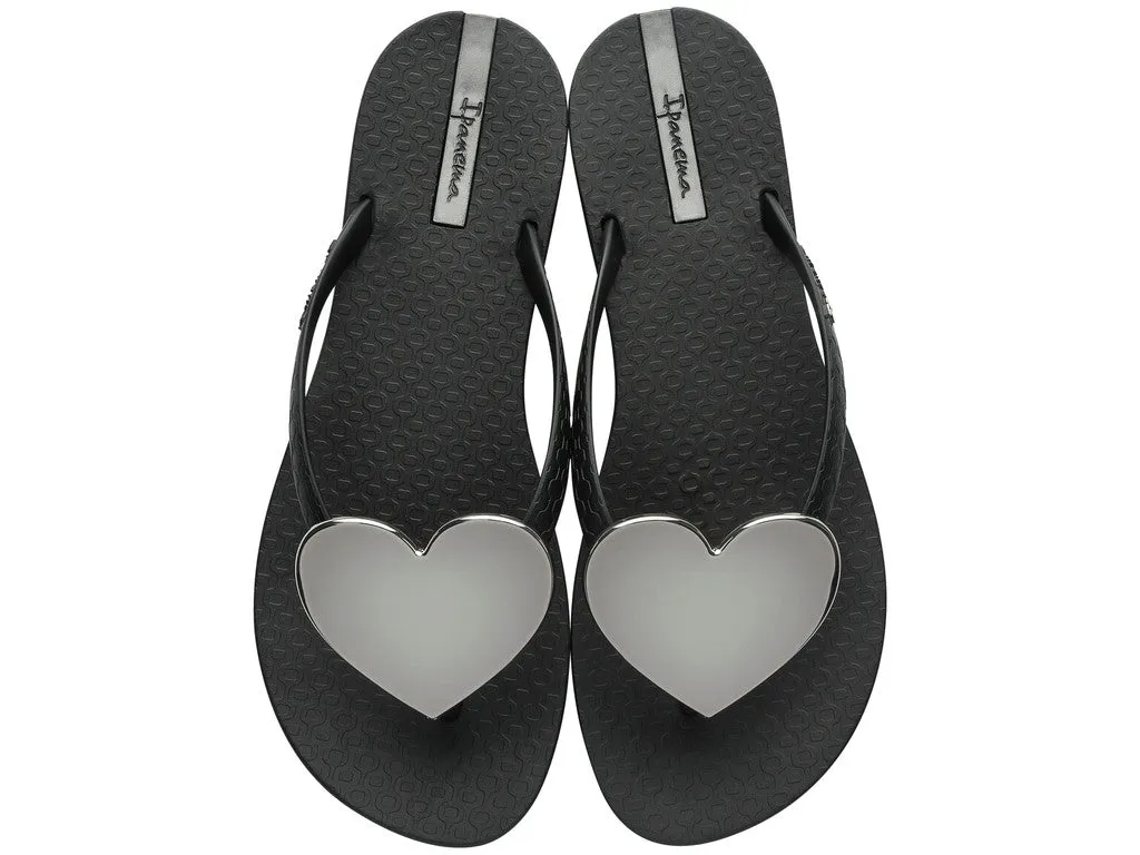 Ipanema Sandal - Black / Silver Wave Heart