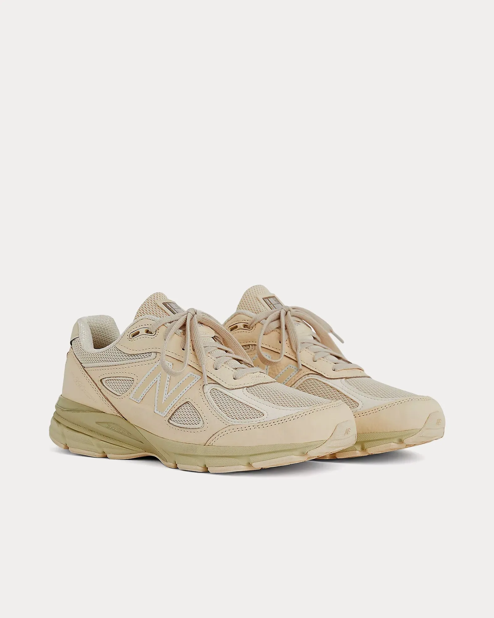 Made in USA 990v4 Macadamia Nut /  Morel Low Top Sneakers