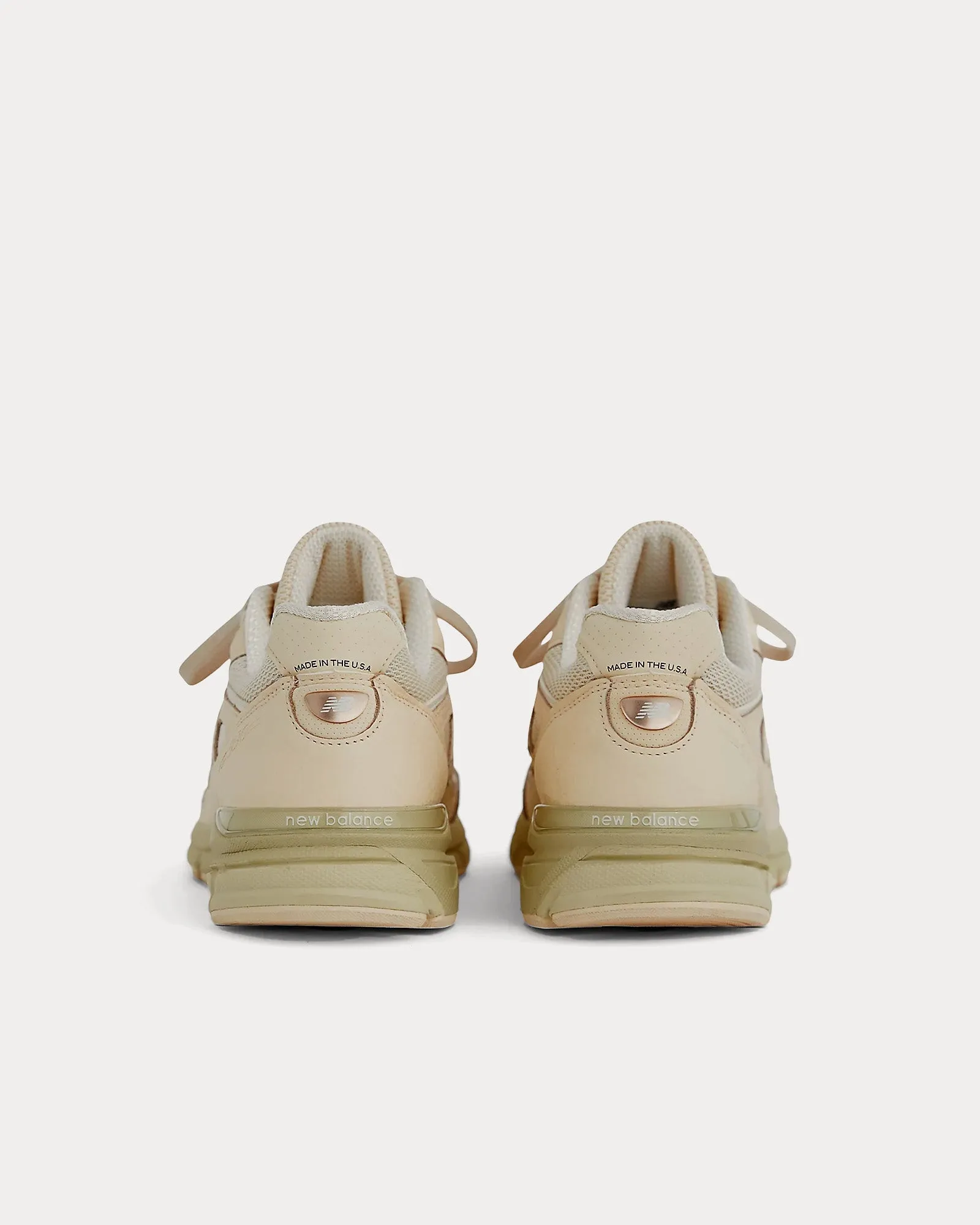 Made in USA 990v4 Macadamia Nut /  Morel Low Top Sneakers