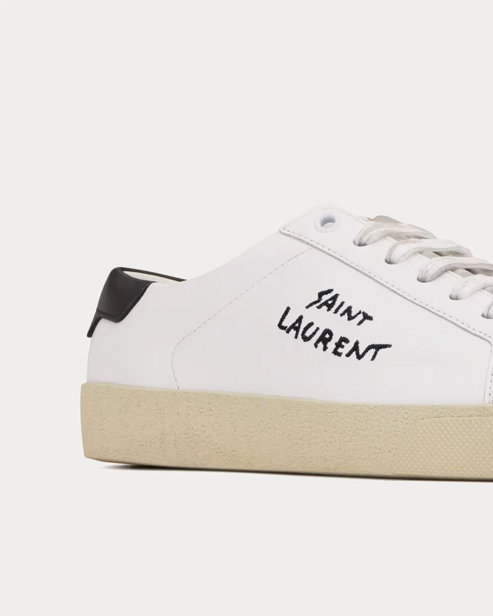 SL/06 Court Classic Embroidered Smooth Leather Optic White Low Top Sneakers